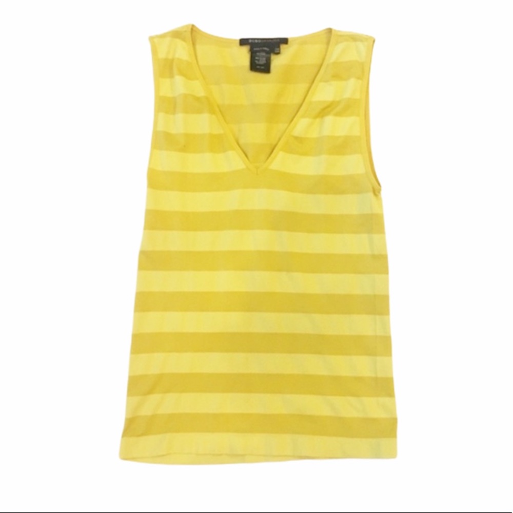 BCBGMAXAZRIA Mustard striped V top- Size:OS
